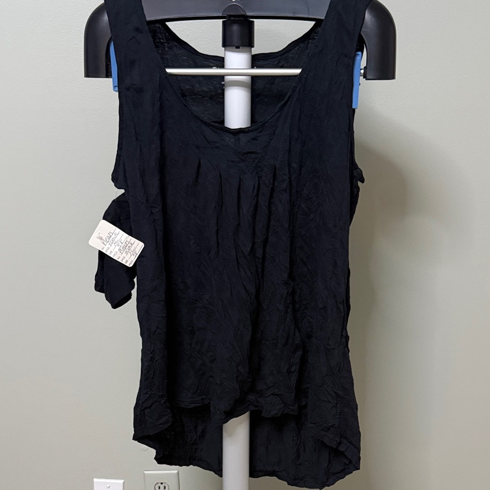 Chic Black Sleeveless Tank Top